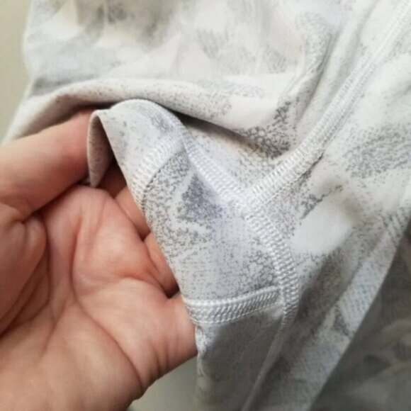 Lululemon Train Times Crop *21" Jasmine White Multi / White  4 - Picture 7 of 9